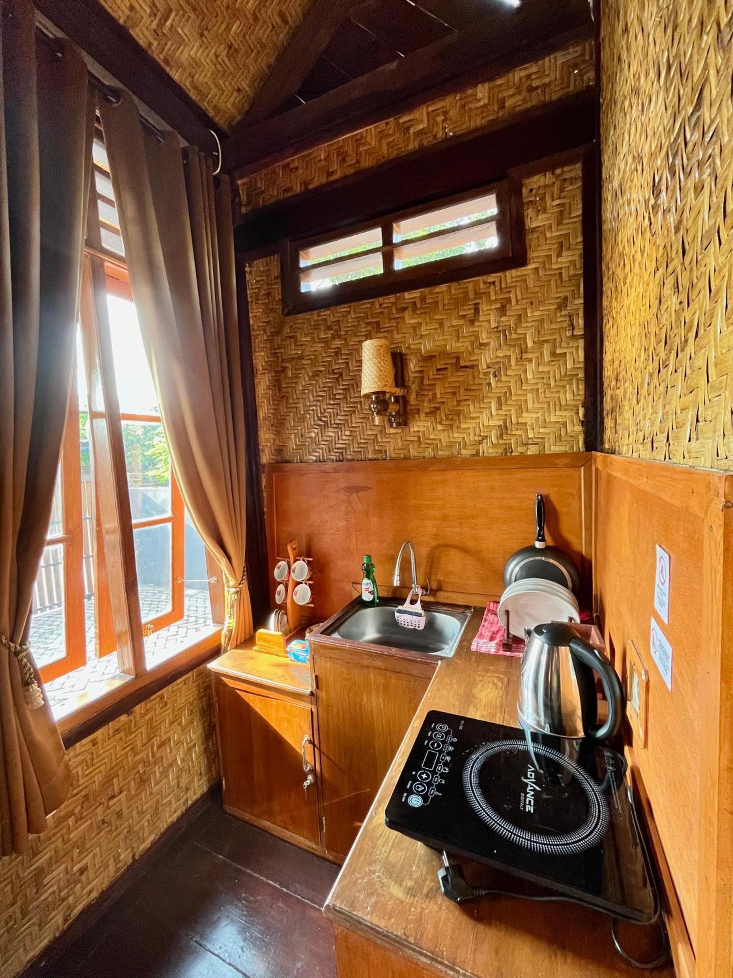 Joglo Homestay Banyuwangi Экстерьер фото